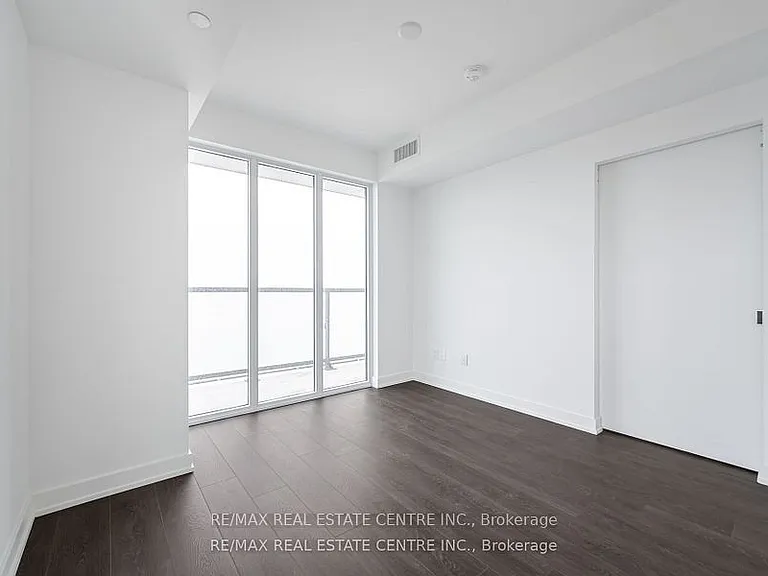 370 Martha St #1703 — Photo 20