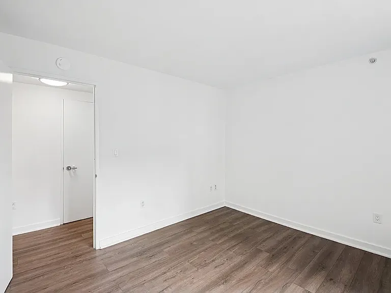 153-30 89th Ave #838 — Photo 2