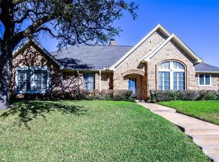 2444 Stonegate Dr N, Bedford, TX 76021