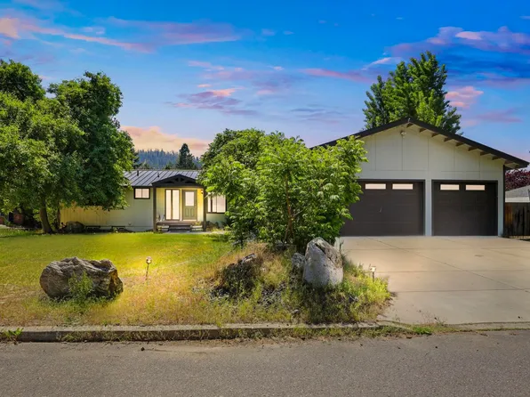 6422 E 17th Ave, Spokane, WA 99212