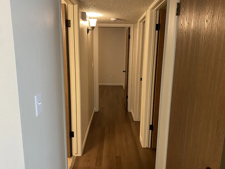 1713 E Rumble Rd — Photo 10