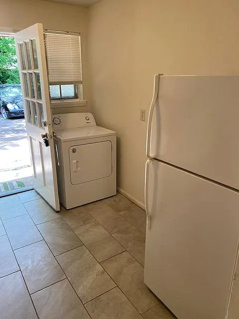 2 bed, 750 sqft, $860 — Photo 4