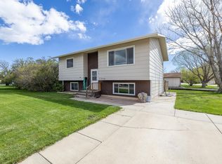 2204 Russet Ln, Rapid City, SD 57703