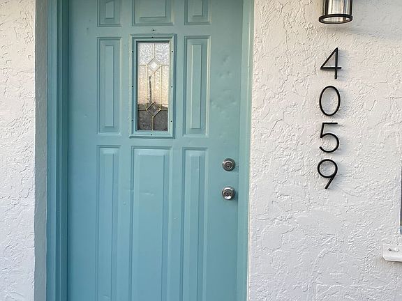 2nd image of 4059-4069 Gardenia Ave #Ga-1