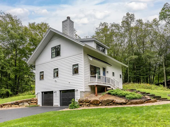 15 Holiday Point Road, Sherman, CT 06784