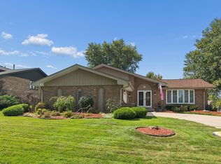 13620 S Wooly Hill Dr, Orland Park, IL 60467
