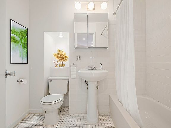 5th image of 316 Mott St APT 2D