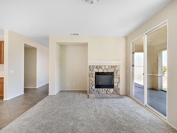 4th image of 37336 Maidenhair Ln