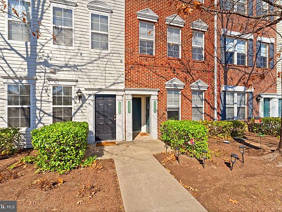 5th image of 42427 Goldenseal Sq