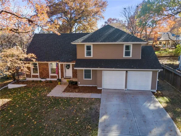 10809 W 100th Pl, Overland Park, KS 66214