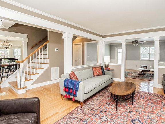 3rd image of 5724 Ivygate Ln