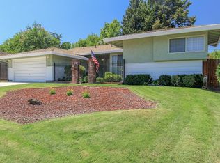 6228 Hilltop Dr, Carmichael, CA 95608