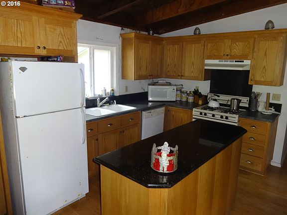 5th image of 99 Northwoods