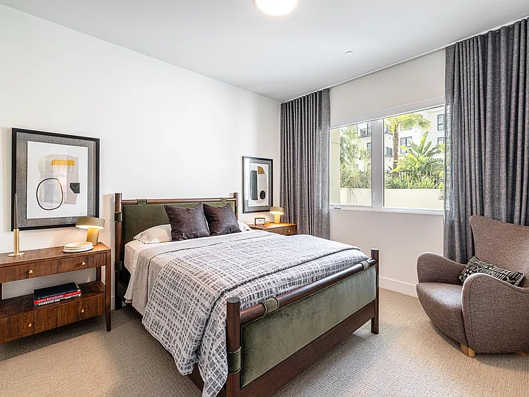 Hollywood Park Residences — Photo 31