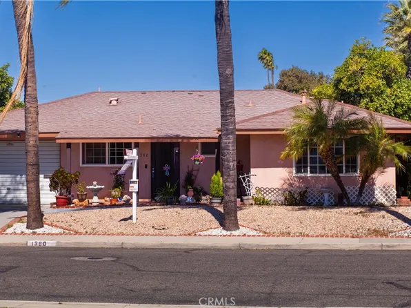 1380 Teakwood Pl, Hemet, CA 92543
