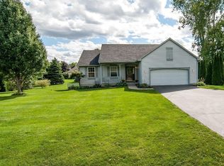 4271 E Rolston Rd, Linden, MI 48451