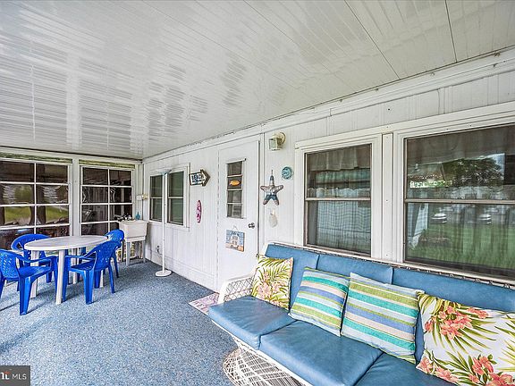 3rd image of 39036 Spicer Ln #20342