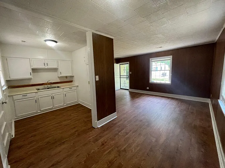 420 Hodges St — Photo 10
