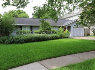 5303 Evergreen St, Bellaire, TX 77401