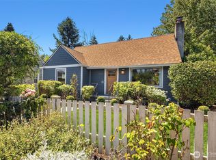 3033 48th Ave SW, Seattle, WA 98116