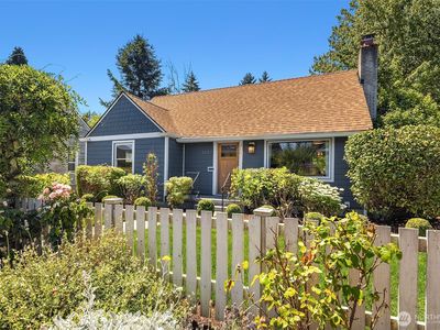 3033 48th Avenue SW, Seattle, WA, 98116