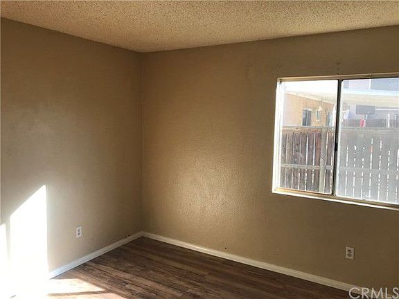 4th image of 15755 Bluechip Cir