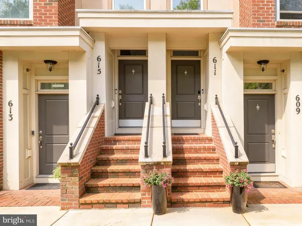 611 Diamondback Dr #11-B, Gaithersburg, MD 20878