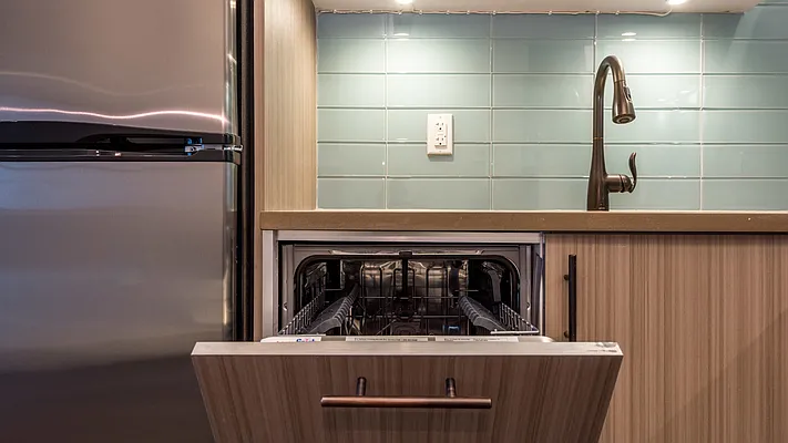 Rented by Nooklyn NYC LLC | media 40