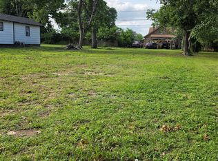 418 W 15th St, Ada, OK 74820