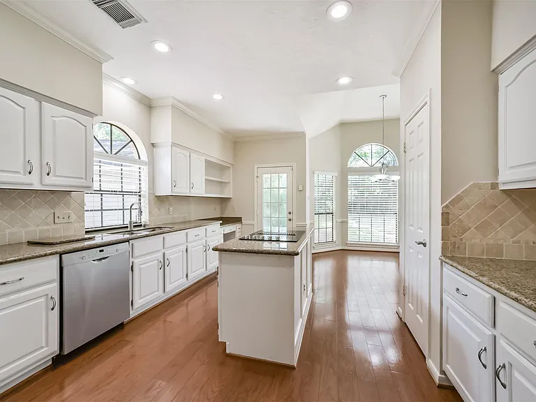 2214 Cherrytree Ridge Ln — Photo 22