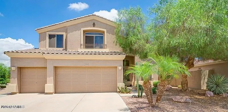 4 bed, 3010 sqft, $2,995 — Photo 2