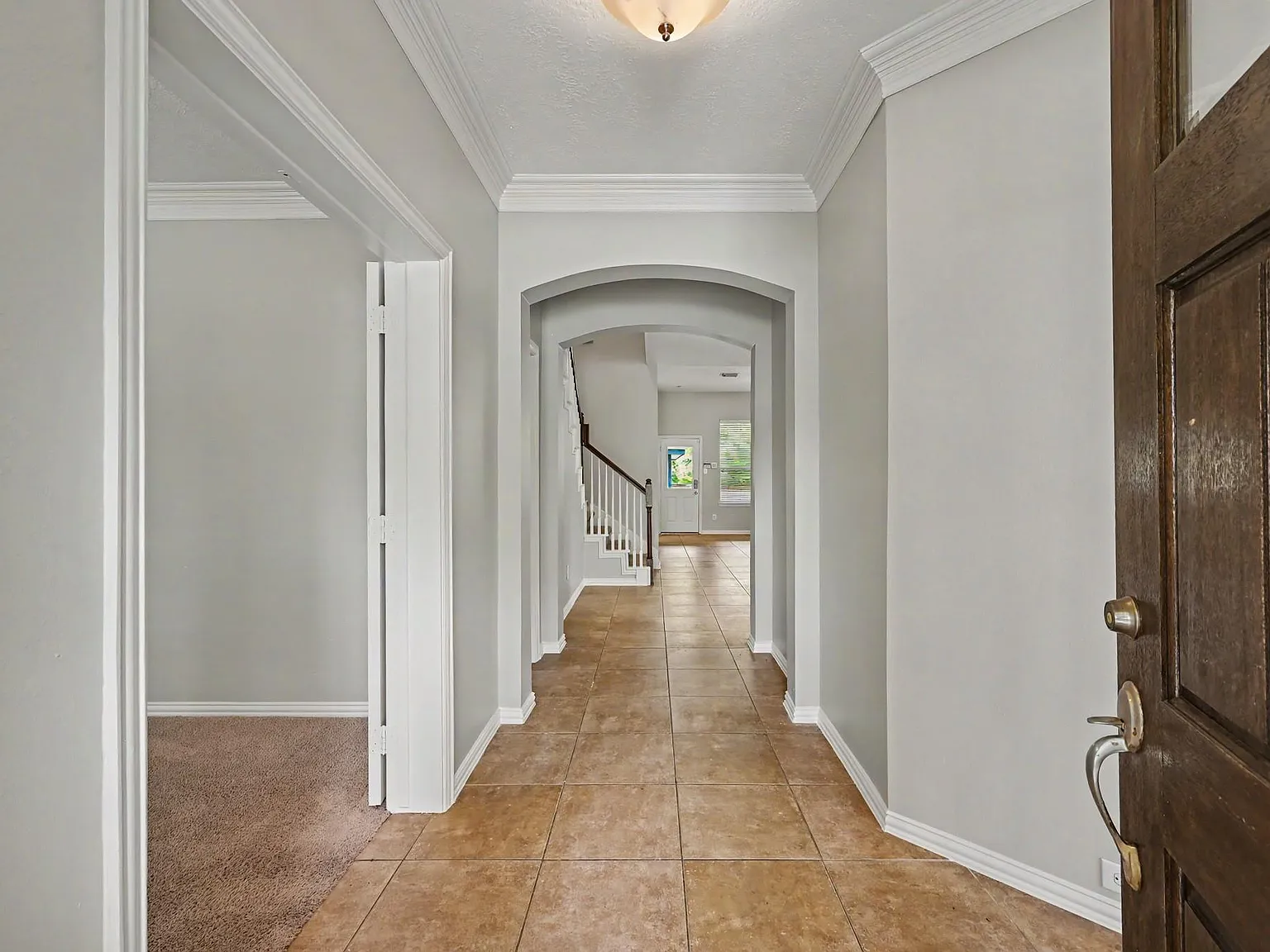 4 bed, 2.5 bath, 2286 sqft, $2,850 — Photo 2
