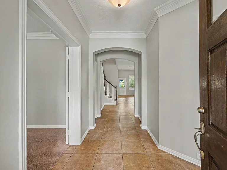 79 Chipwyck Way — Photo 2