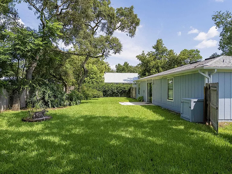140 Bonita Rd — Photo 42