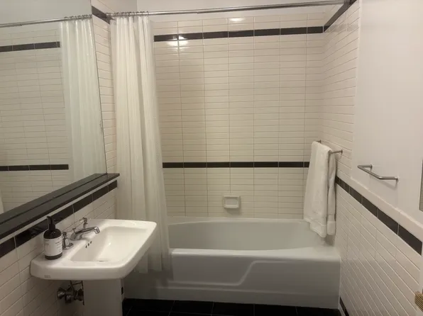 360 East 88th Street image 14 of 28