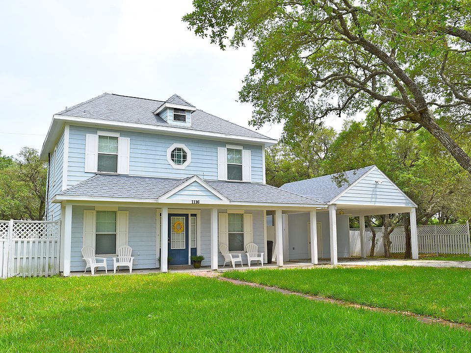 Egret Lane Curb Appeal!