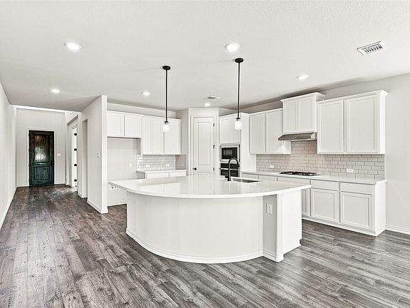 2nd image of 2804 Alcove Ln
