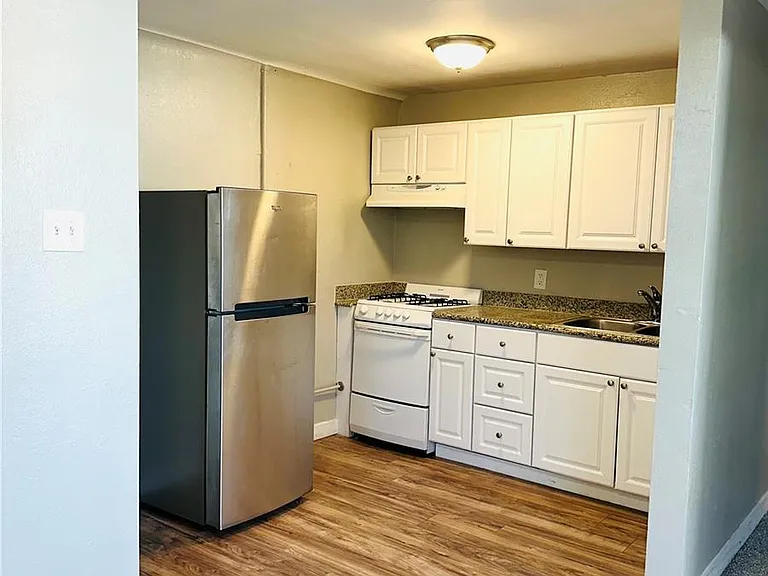 1400 S Clermont St #7 — Photo 8