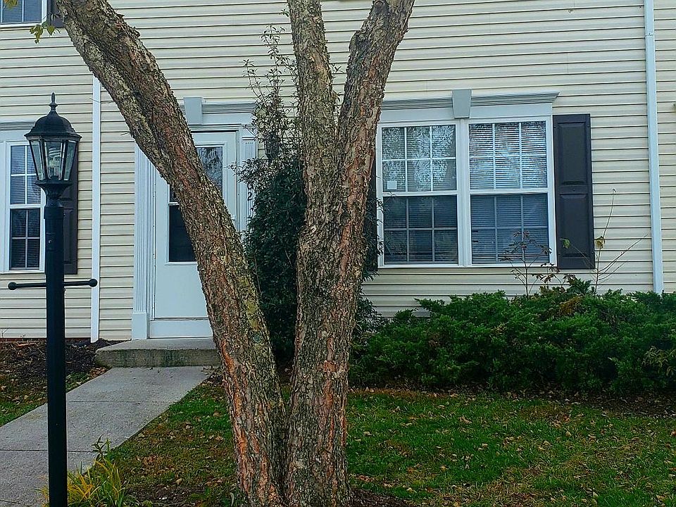 1st image of 3204 Kim Dr