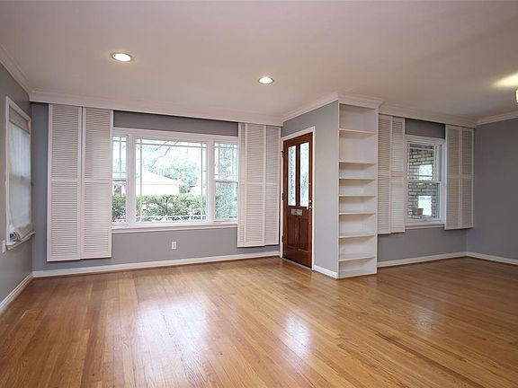 5th image of 5541 Huisache St