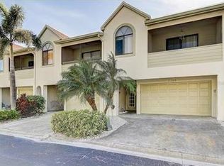 2372 Hanover Dr, Dunedin, FL 34698