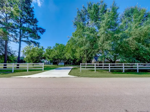 26506 Willow Ln, Katy, TX 77494