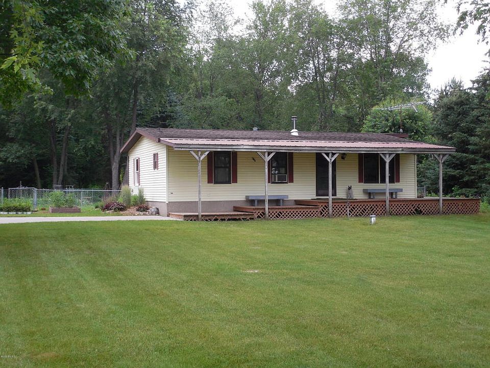 1st image of 2451 Sixteen Mile Rd NE