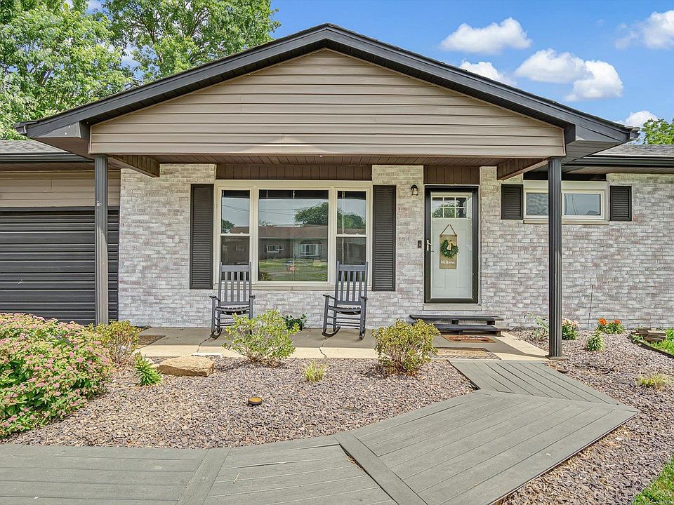 1515 Broadway Ave, South Roxana, IL 62087 Zillow