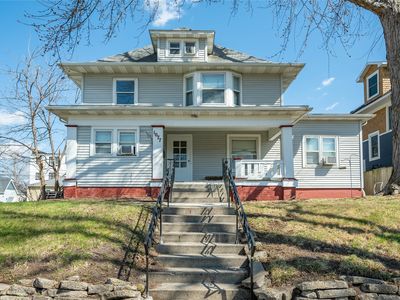 1077 27th St, Des Moines, IA, 50311