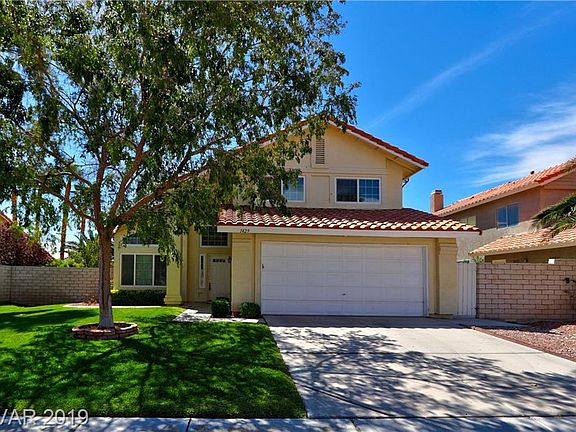 2nd image of 1429 Heather Oaks Way
