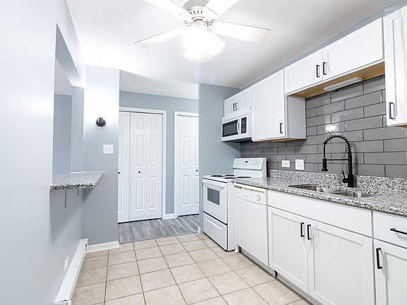 2nd image of 22520 Jackson Ct APT 7C