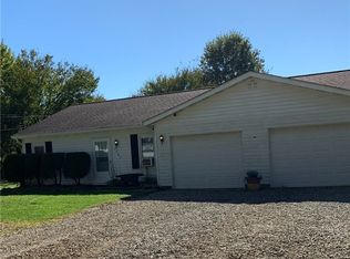 3562 Webb Rd, Ravenna, OH 44266