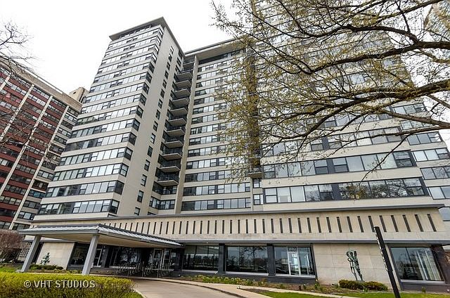 1st image of 3430 N Lake Shore Dr APT 17L