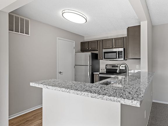 Two Bedroom B - 2 Bed / 2 Bath - 1,150 Sq.Ft.